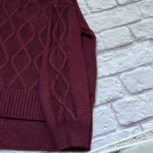 Francesca’s youth girls maroon bow back sweater - Picture 3 of 6